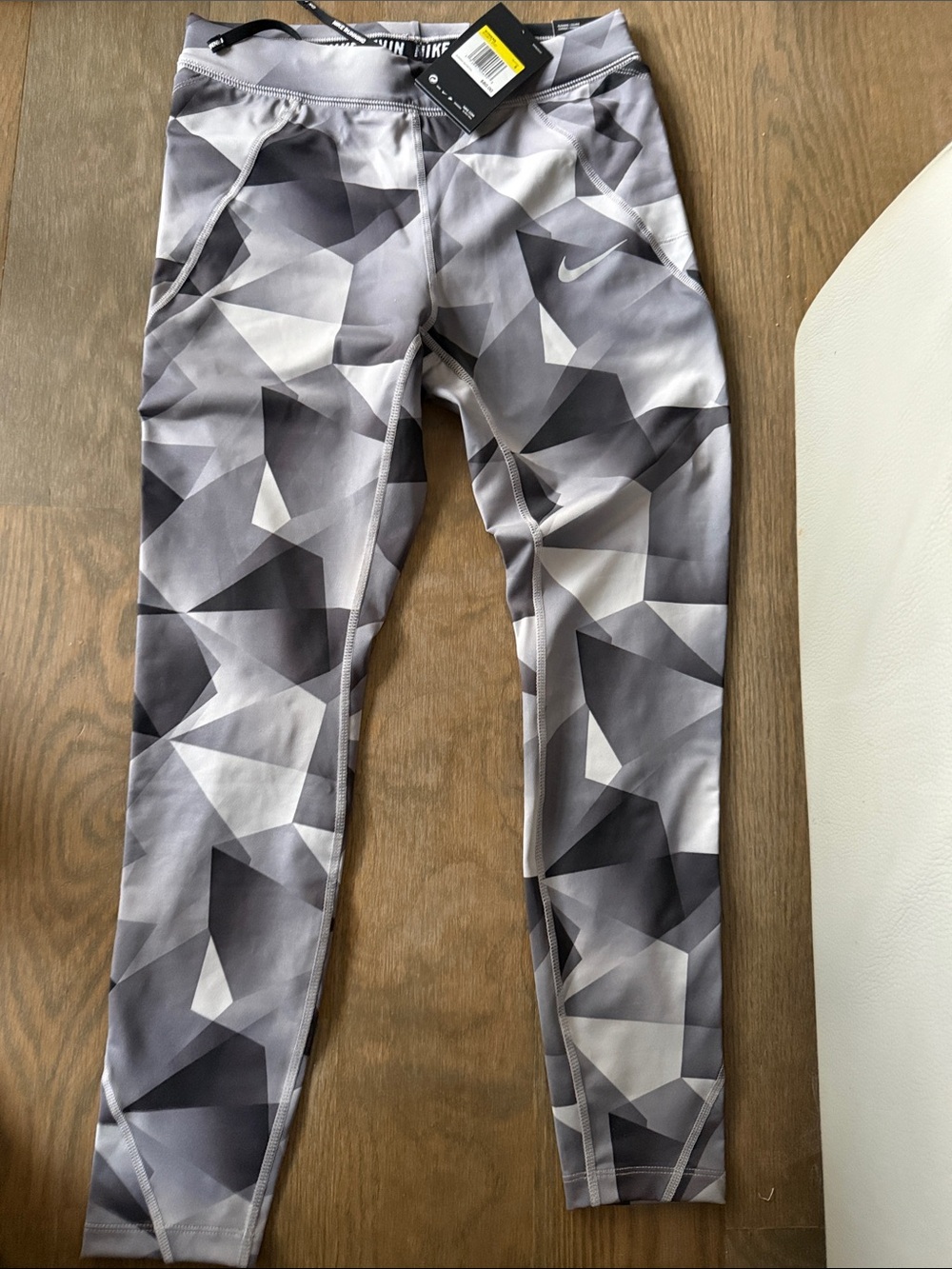 Nike Kids Gray Geometric Training Leggings